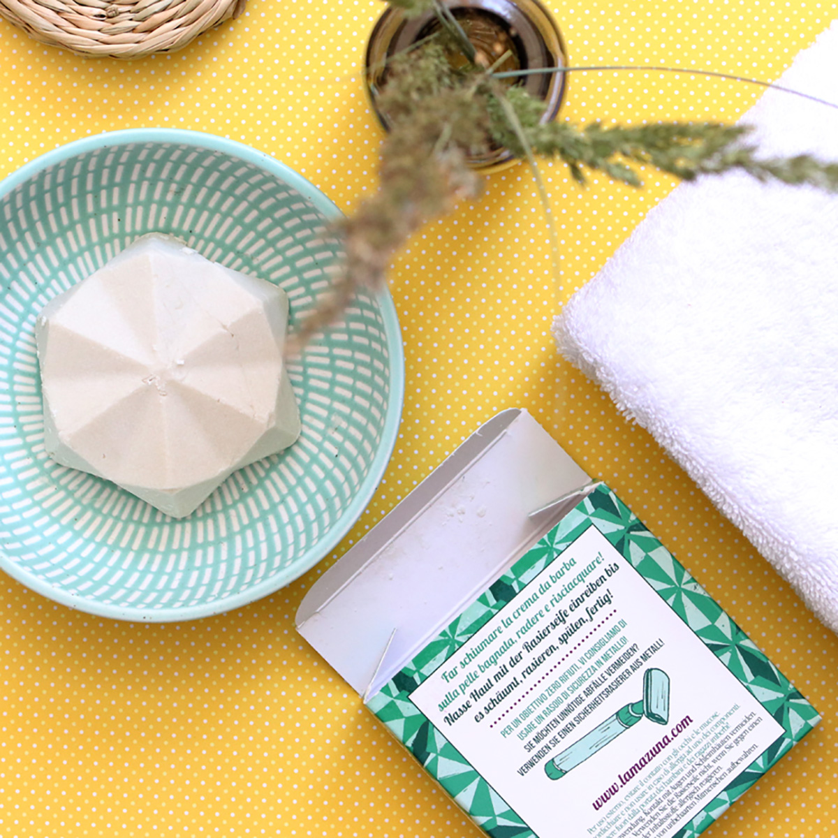 Crema da barba solida - pelli normali - Lamazuna - immagine 3